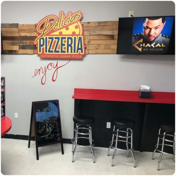 delicias-pizzeria-cubana-en-miami-local